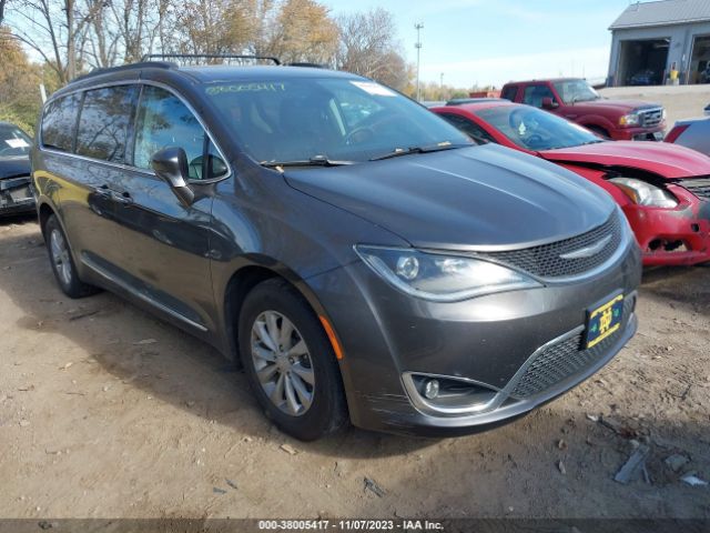 CHRYSLER PACIFICA 2017 2c4rc1bg4hr720546