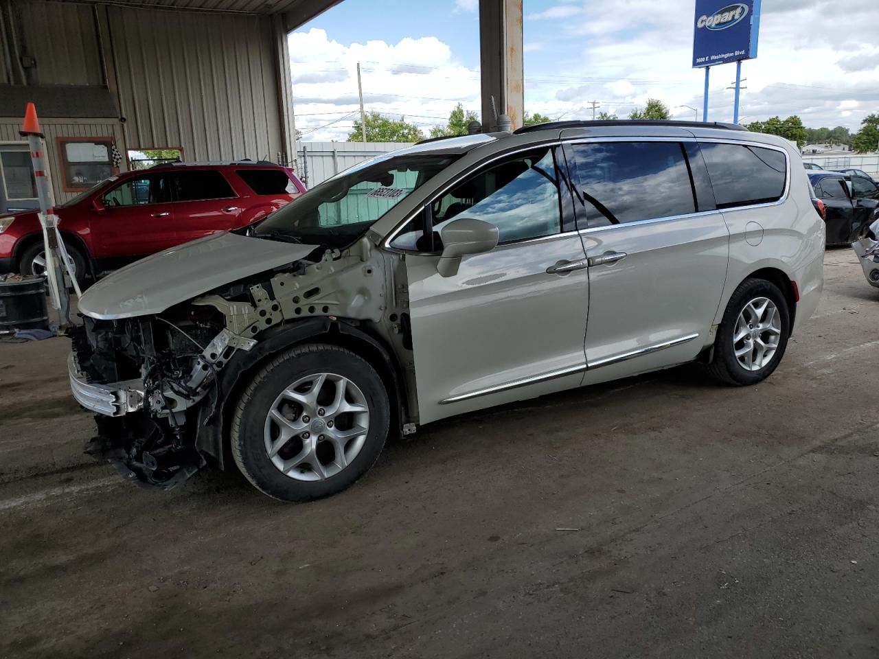 CHRYSLER PACIFICA 2017 2c4rc1bg4hr794744