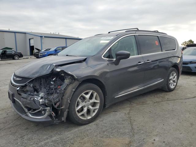 CHRYSLER PACIFICA T 2017 2c4rc1bg4hr833641