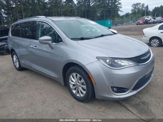 CHRYSLER PACIFICA 2018 2c4rc1bg4jr120860