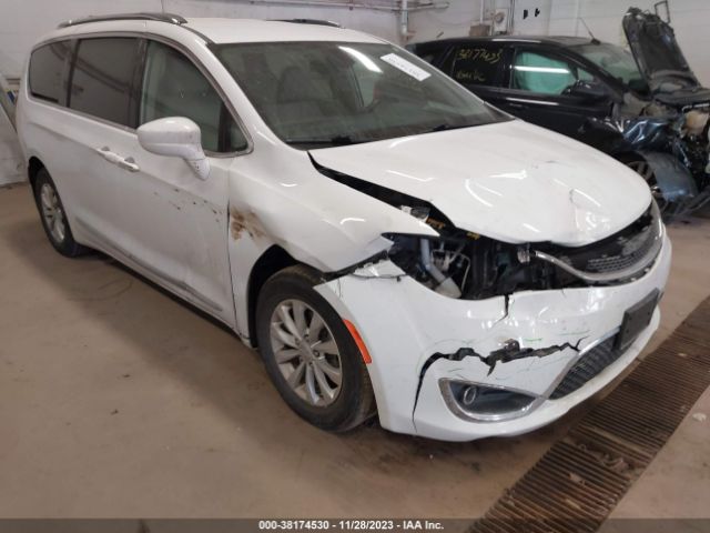 CHRYSLER PACIFICA 2018 2c4rc1bg4jr127467