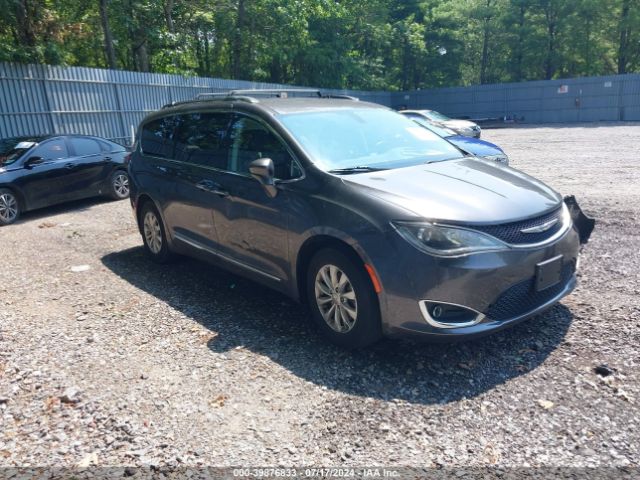 CHRYSLER PACIFICA 2018 2c4rc1bg4jr356179