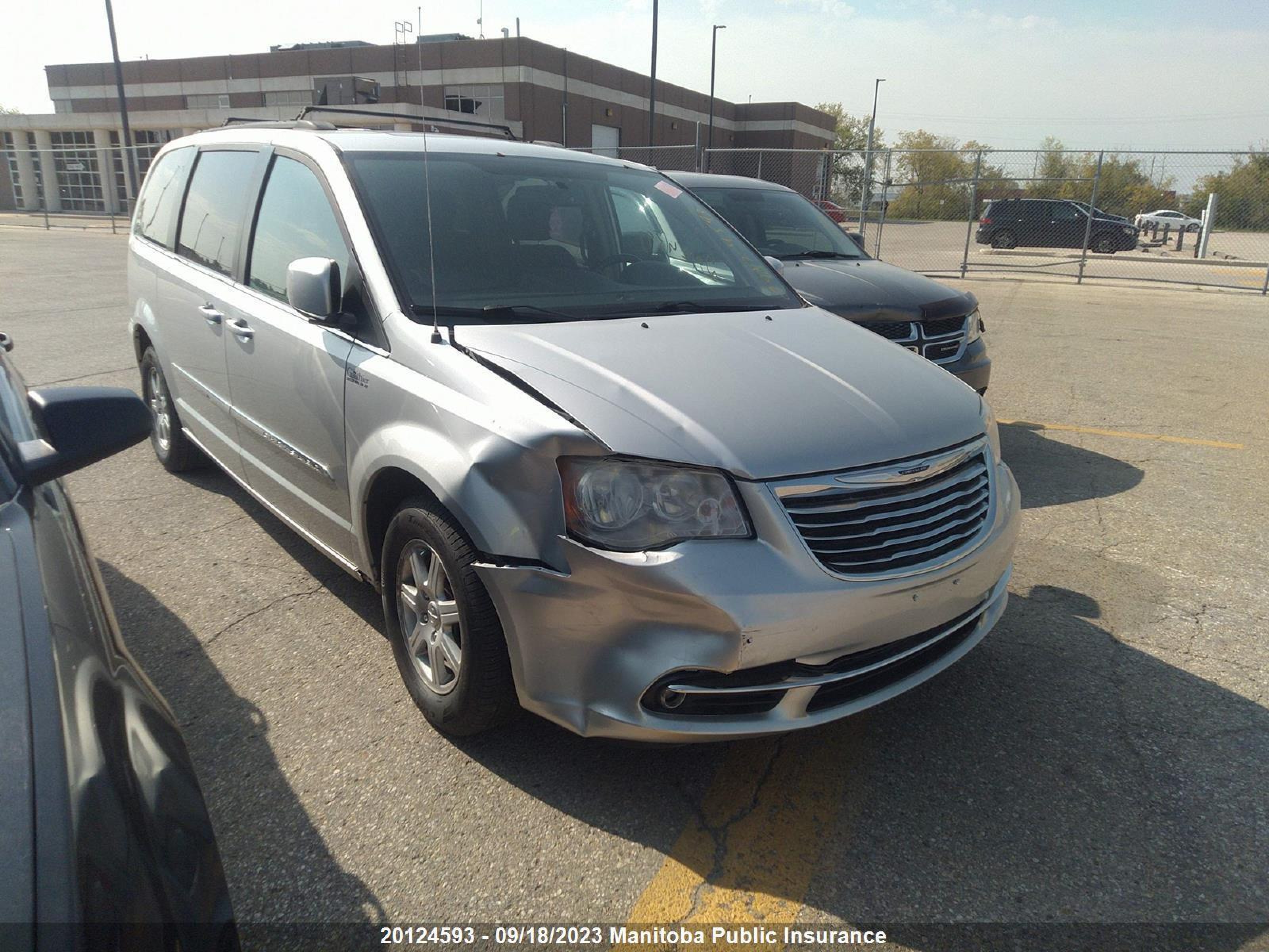 CHRYSLER TOWN & COUNTRY 2012 2c4rc1bg5cr216421