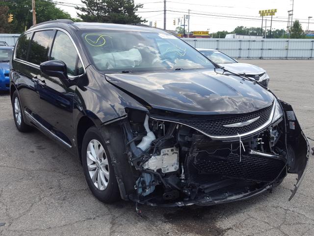 CHRYSLER PACIFICA T 2017 2c4rc1bg5hr576456