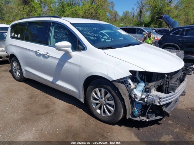 CHRYSLER PACIFICA 2017 2c4rc1bg5hr591281