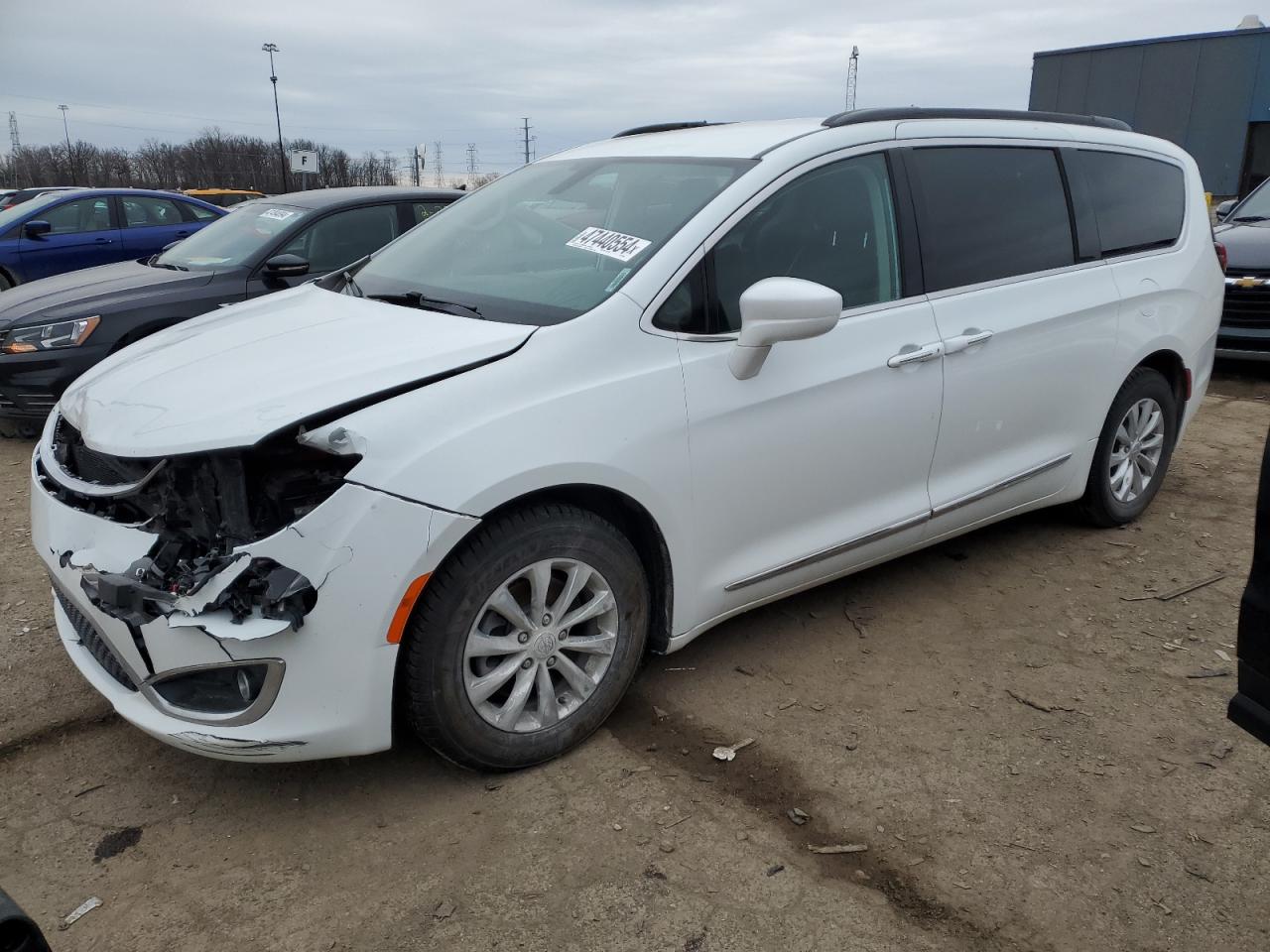 CHRYSLER PACIFICA 2017 2c4rc1bg5hr656453