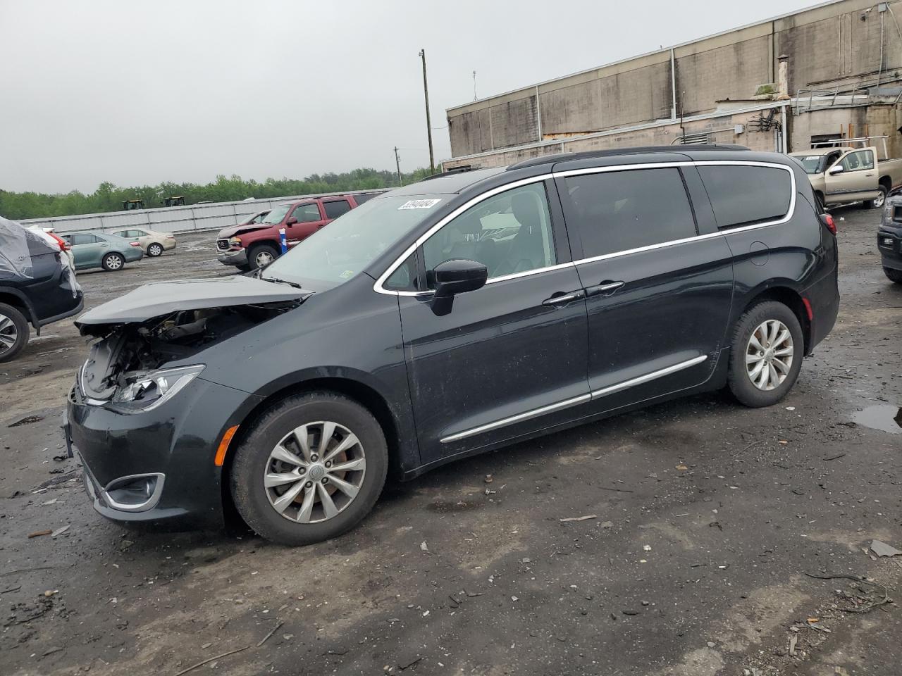 CHRYSLER PACIFICA 2017 2c4rc1bg5hr759615