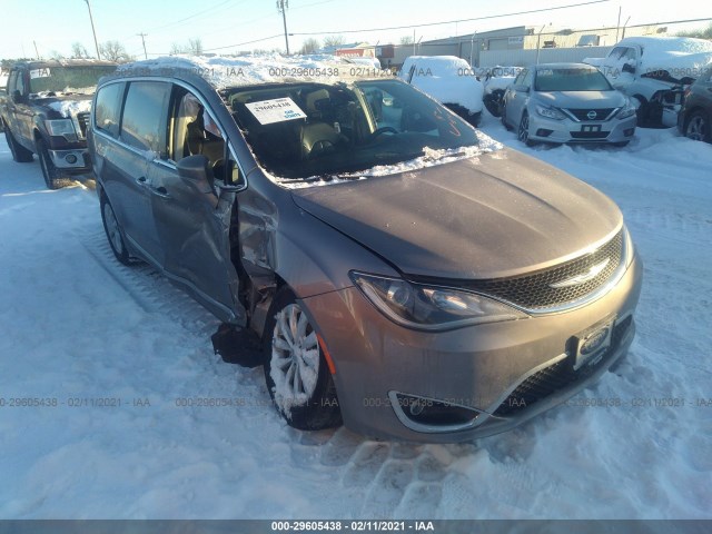 CHRYSLER PACIFICA 2018 2c4rc1bg5jr107373