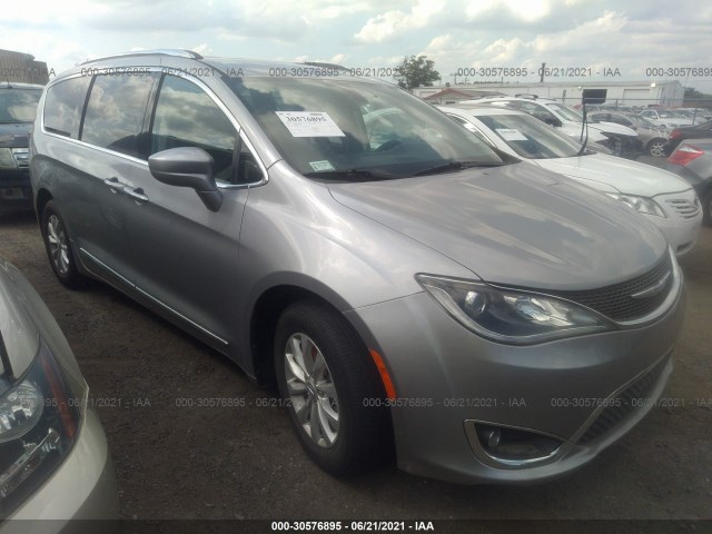 CHRYSLER PACIFICA 2018 2c4rc1bg5jr119846