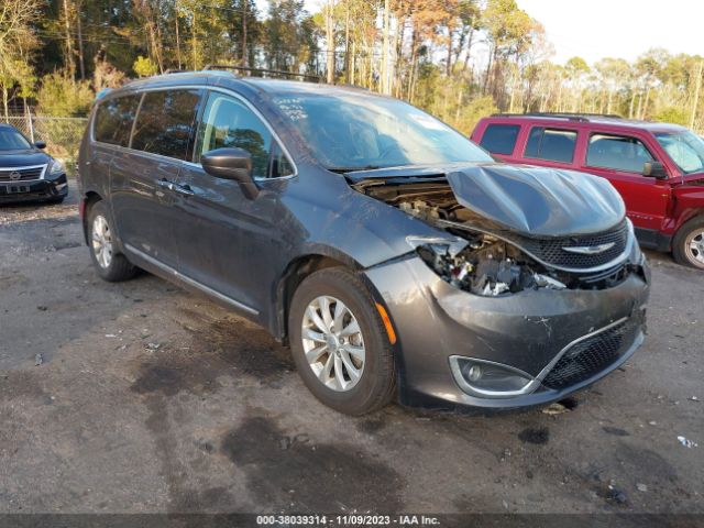 CHRYSLER PACIFICA 2018 2c4rc1bg5jr142706