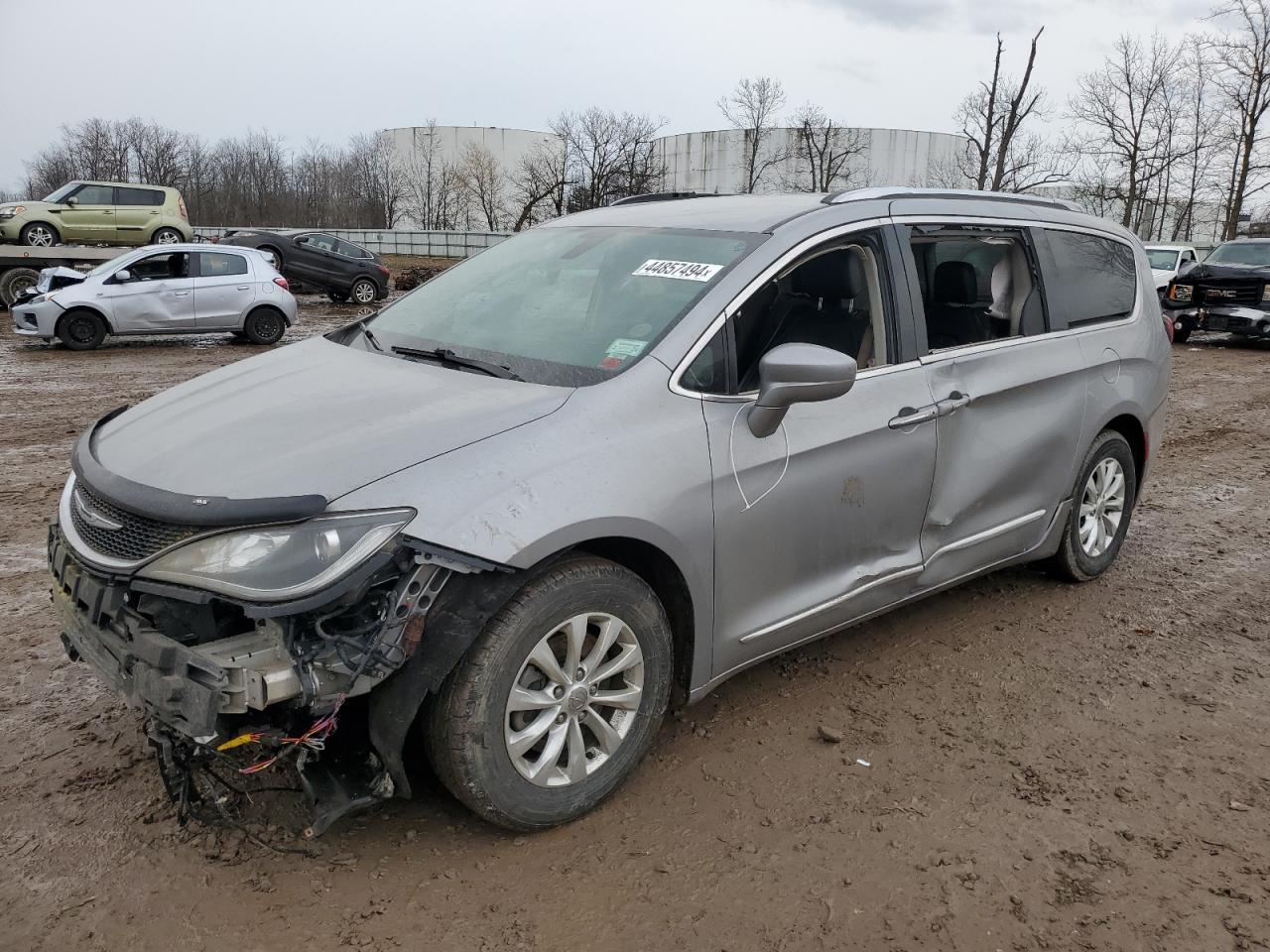 CHRYSLER PACIFICA 2018 2c4rc1bg5jr211541