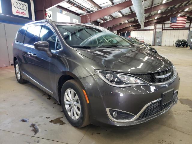 CHRYSLER PACIFICA 2018 2c4rc1bg5jr316872