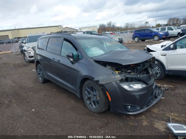 CHRYSLER PACIFICA 2018 2c4rc1bg5jr332733