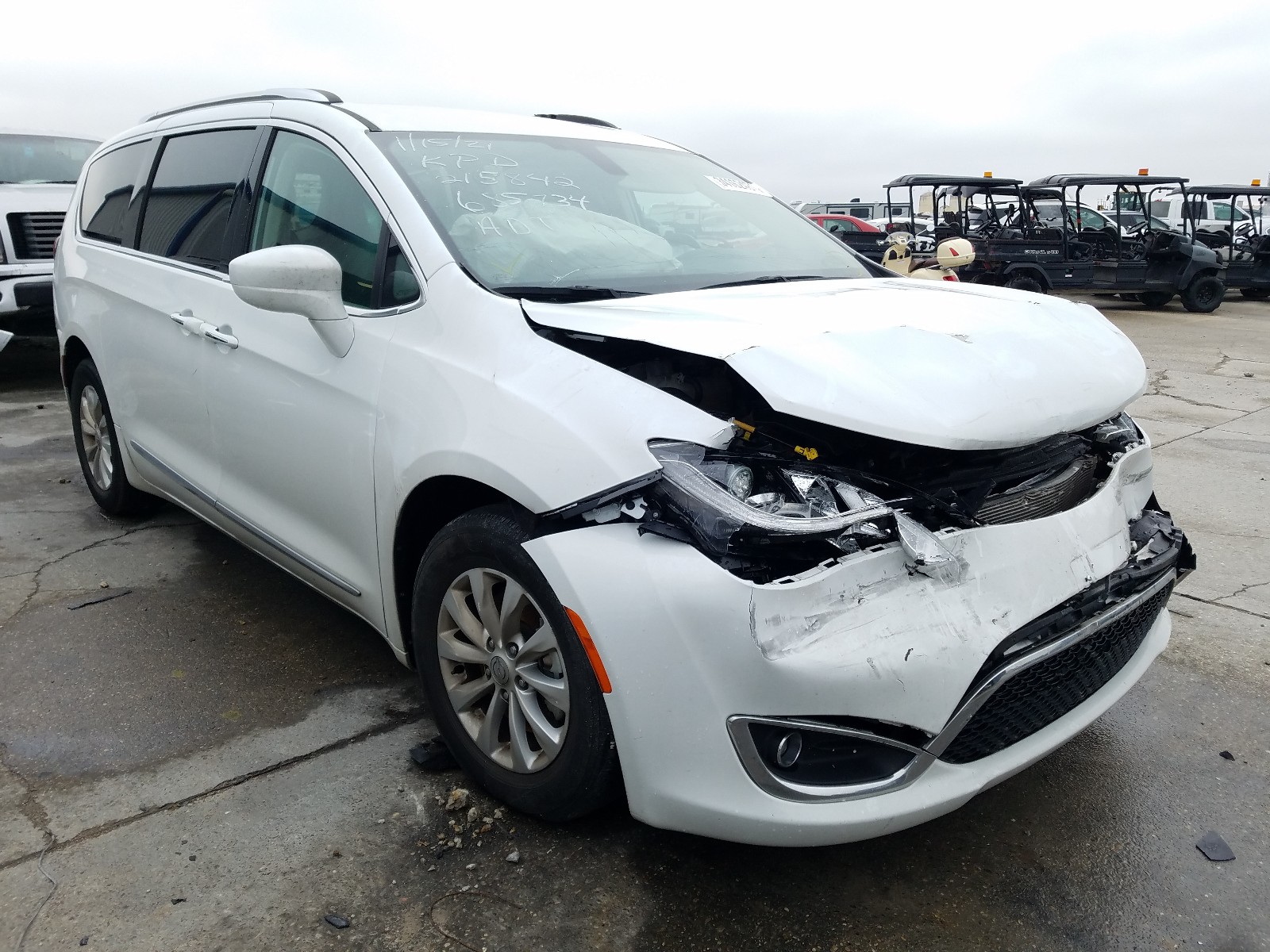 CHRYSLER PACIFICA T 2019 2c4rc1bg5kr685734