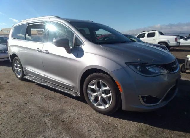 CHRYSLER PACIFICA 2017 2c4rc1bg6hr519196