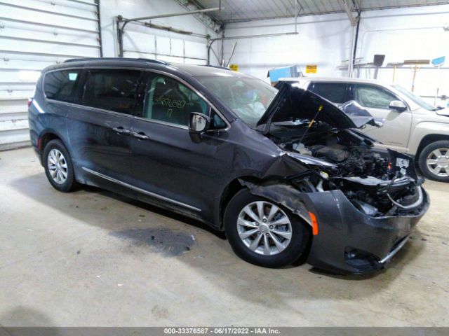 CHRYSLER PACIFICA 2017 2c4rc1bg6hr564977