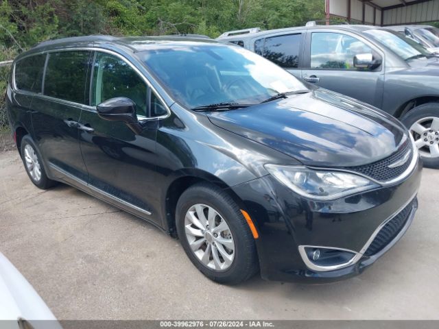 CHRYSLER PACIFICA 2017 2c4rc1bg6hr627303