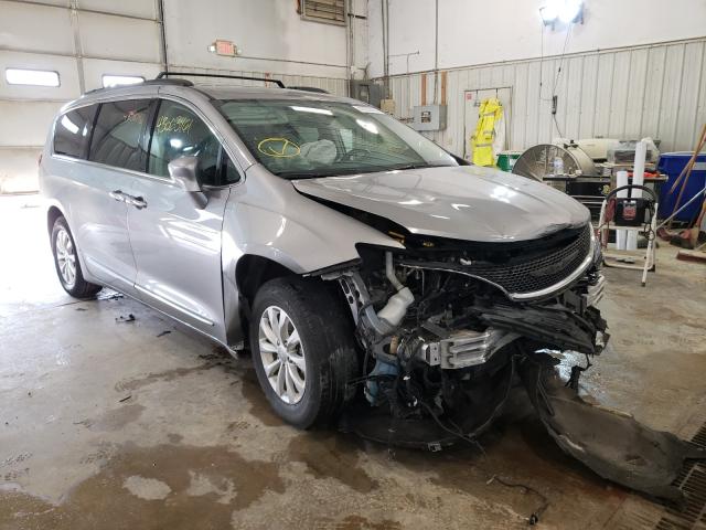 CHRYSLER PACIFICA T 2017 2c4rc1bg6hr702582