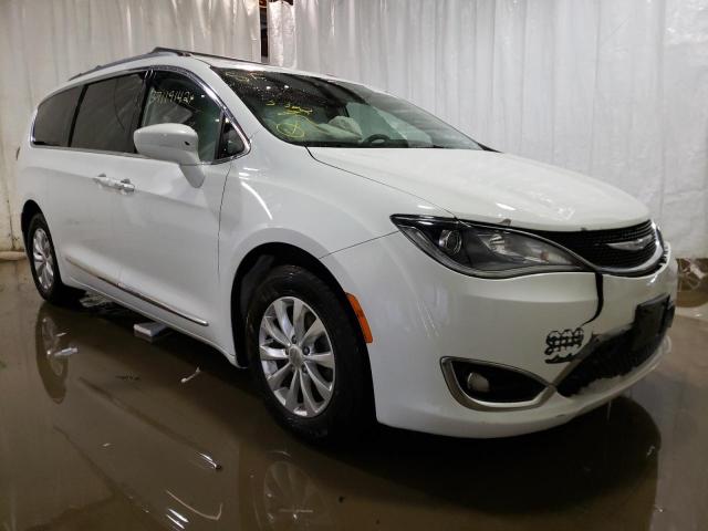 CHRYSLER PACIFICA T 2017 2c4rc1bg6hr747201