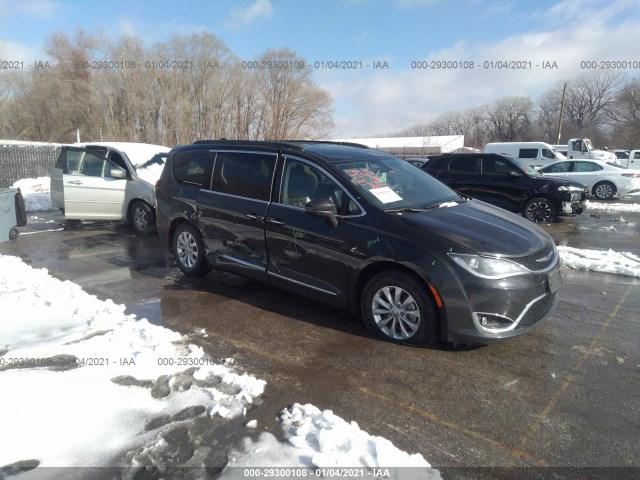 CHRYSLER PACIFICA 2017 2c4rc1bg6hr788041