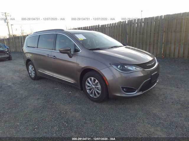 CHRYSLER PACIFICA 2017 2c4rc1bg6hr796611