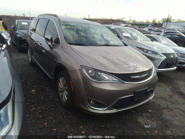 CHRYSLER PACIFICA 2017 2c4rc1bg6hr823855