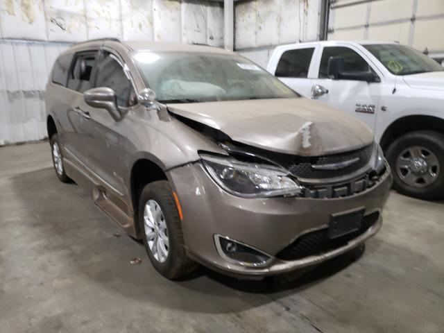 CHRYSLER PACIFICA T 2017 2c4rc1bg6hr837450