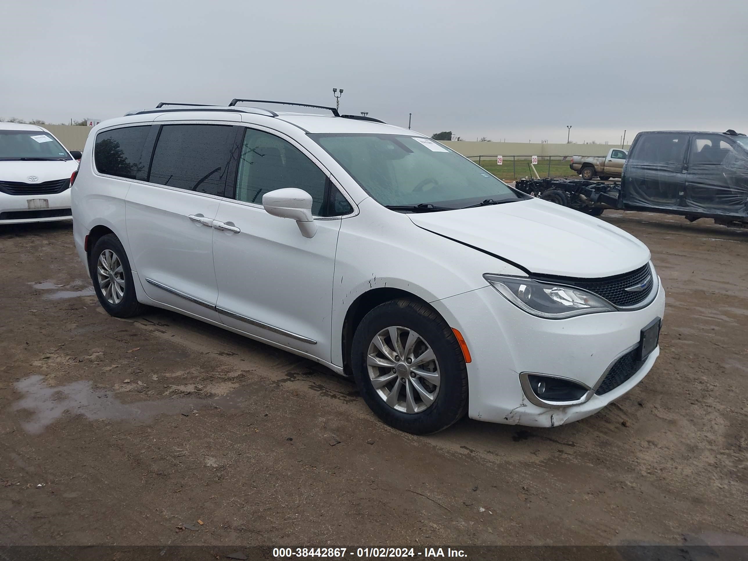 CHRYSLER PACIFICA 2019 2c4rc1bg6kr561648