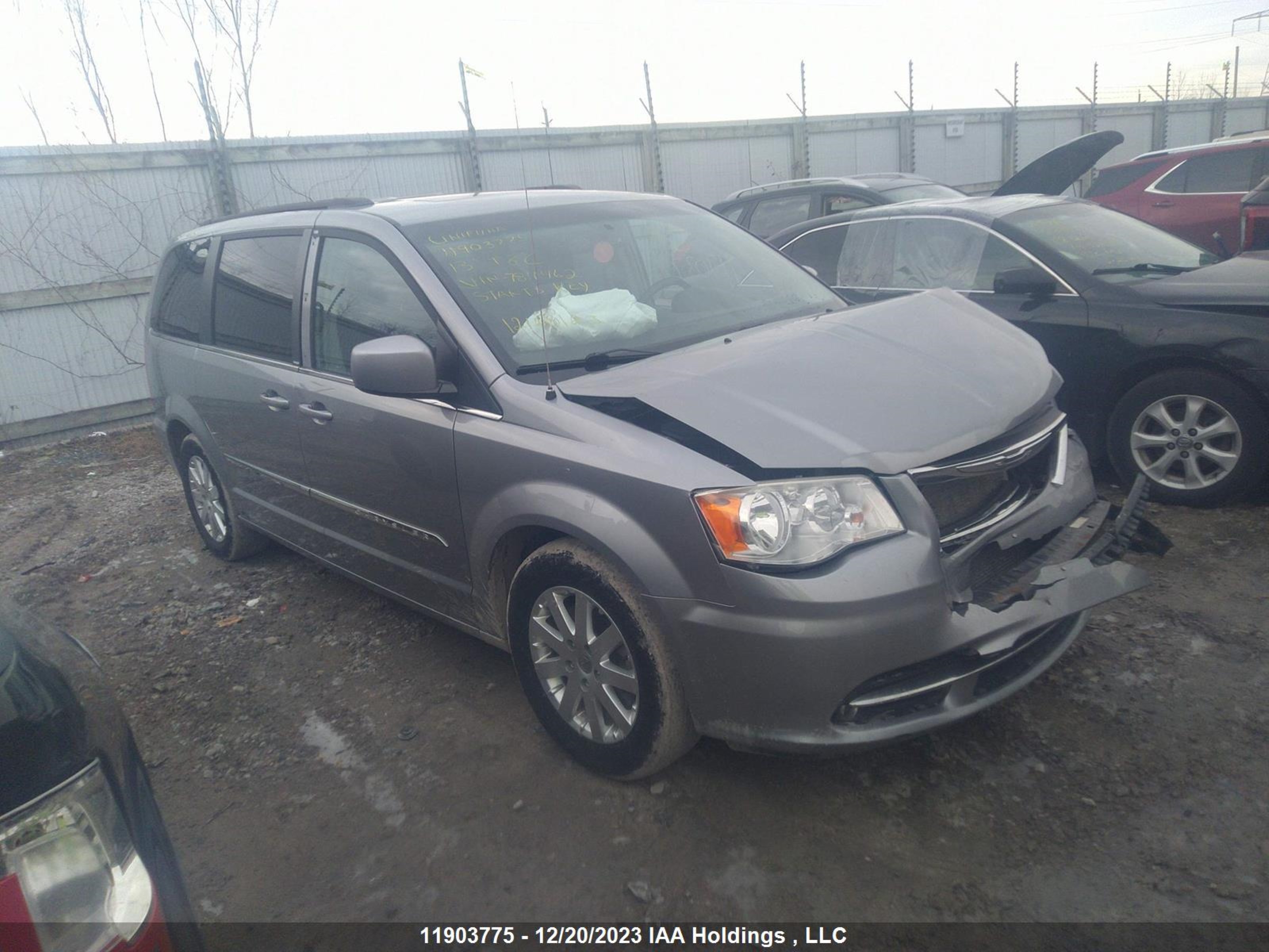 CHRYSLER TOWN & COUNTRY 2013 2c4rc1bg7dr784462