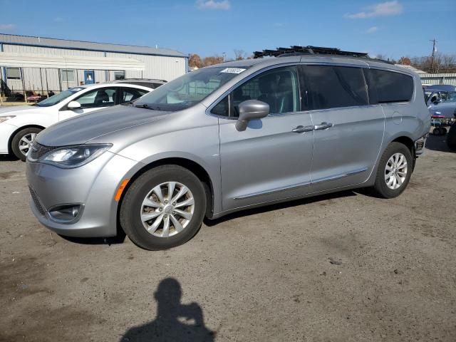 CHRYSLER PACIFICA T 2017 2c4rc1bg7hr613670