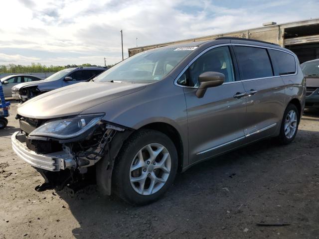 CHRYSLER PACIFICA T 2017 2c4rc1bg7hr635412