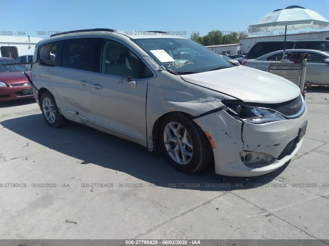 CHRYSLER PACIFICA 2017 2c4rc1bg7hr638388