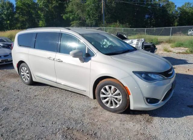 CHRYSLER PACIFICA 2017 2c4rc1bg7hr753184