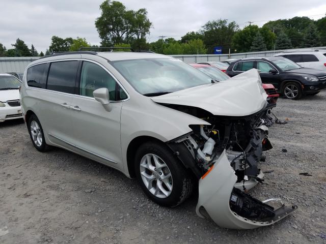 CHRYSLER PACIFICA T 2017 2c4rc1bg7hr794981