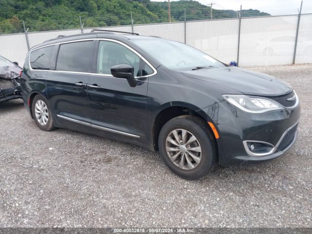 CHRYSLER PACIFICA 2017 2c4rc1bg7hr795211