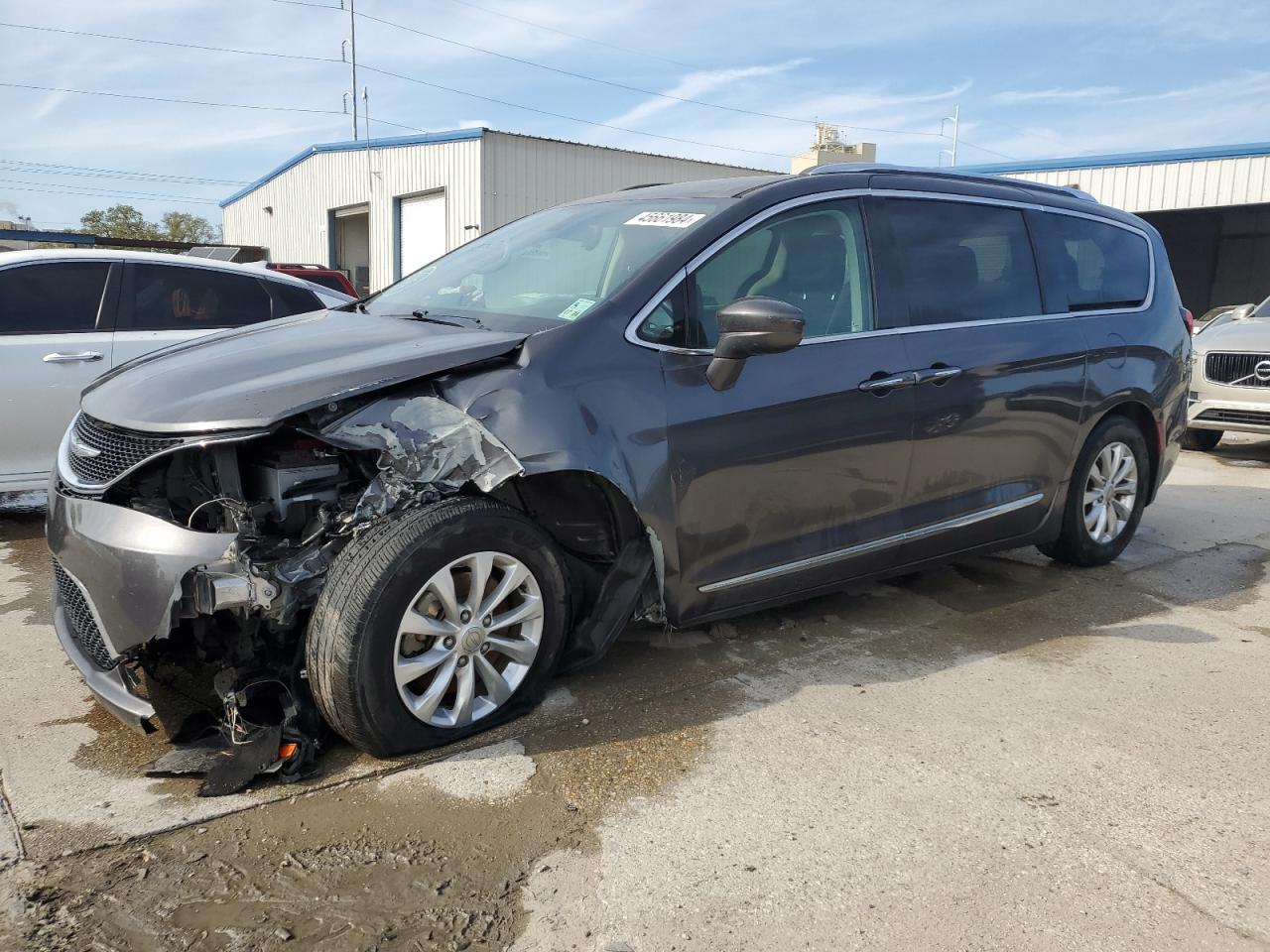 CHRYSLER PACIFICA 2018 2c4rc1bg7jr142741