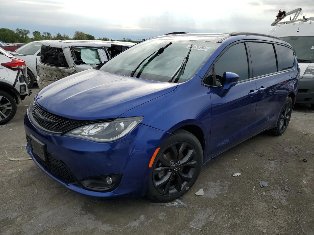 CHRYSLER PACIFICA 2018 2c4rc1bg7jr226865