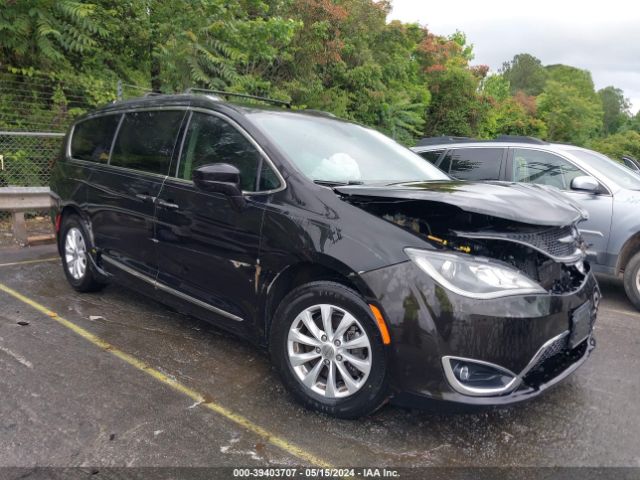 CHRYSLER PACIFICA 2018 2c4rc1bg7jr290503