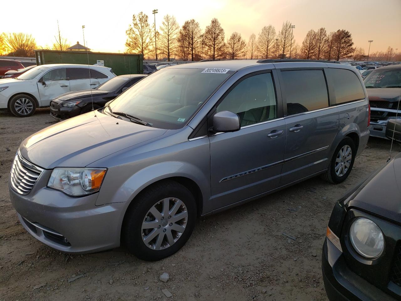 CHRYSLER TOWN & COUNTRY 2013 2c4rc1bg8dr604048