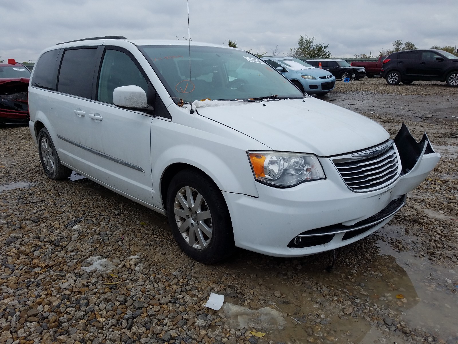 CHRYSLER TOWN &AMP COU 2014 2c4rc1bg8er403817