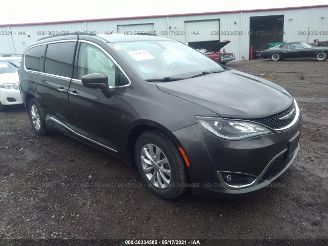 CHRYSLER PACIFICA 2017 2c4rc1bg8hr505431