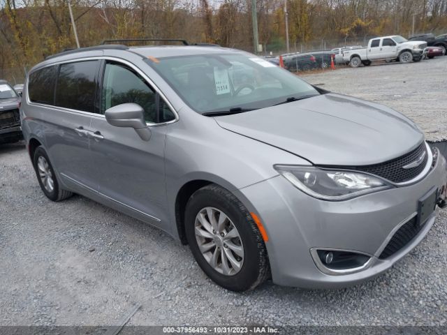 CHRYSLER PACIFICA 2017 2c4rc1bg8hr526568