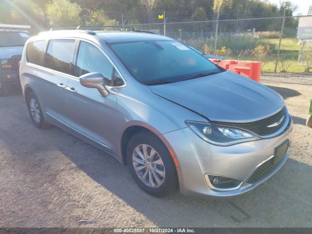 CHRYSLER PACIFICA 2017 2c4rc1bg8hr540261