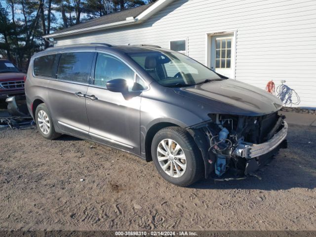 CHRYSLER PACIFICA 2017 2c4rc1bg8hr571400