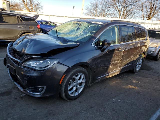 CHRYSLER PACIFICA 2017 2c4rc1bg8hr752920