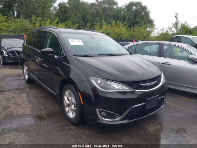 CHRYSLER PACIFICA 2017 2c4rc1bg8hr777090