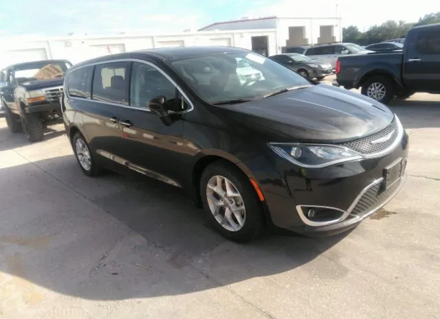 CHRYSLER PACIFICA 2017 2c4rc1bg8hr795878