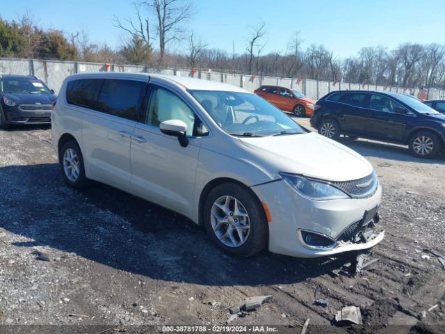 CHRYSLER PACIFICA 2017 2c4rc1bg8hr796013