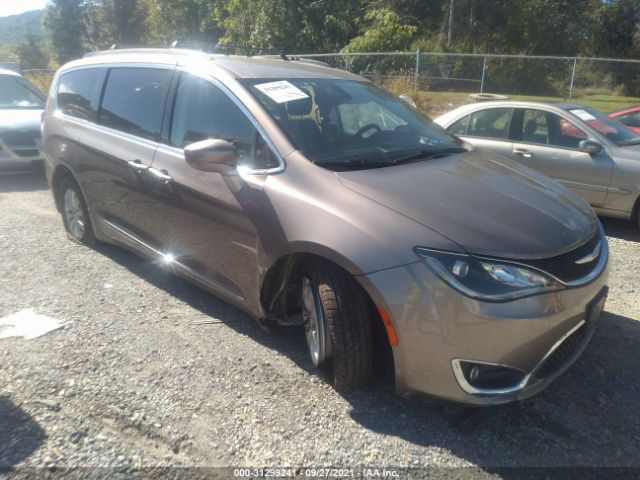 CHRYSLER PACIFICA 2017 2c4rc1bg8hr804529