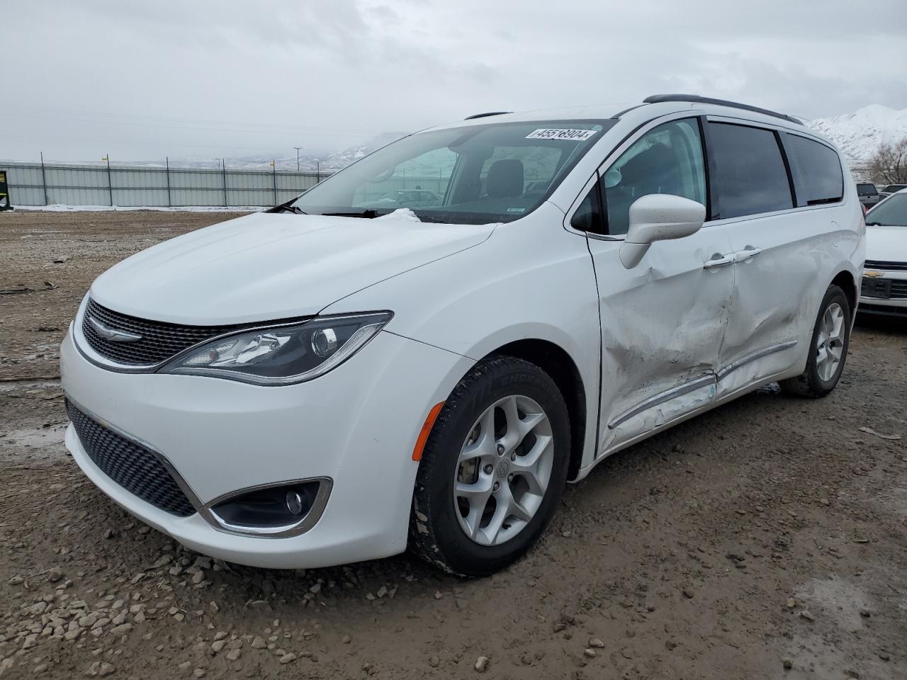 CHRYSLER PACIFICA 2017 2c4rc1bg8hr831293